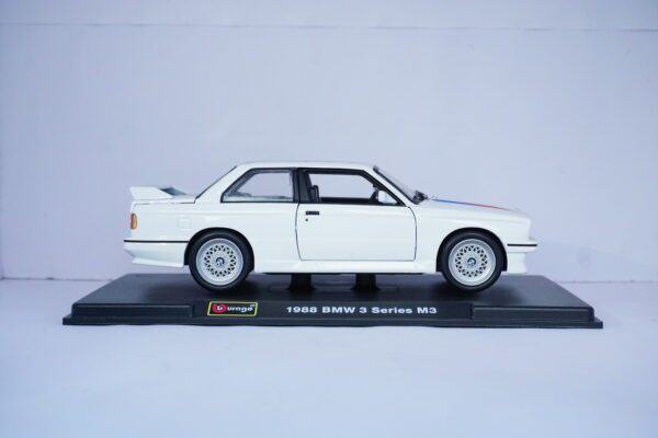 BMW 3 Series 1988 M3 E30 White - Image 2