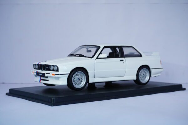 BMW 3 Series 1988 M3 E30 White - Image 5