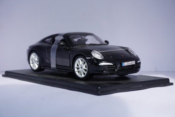 Porsche 911 Carrera S 2013 Sports Car - Image 3