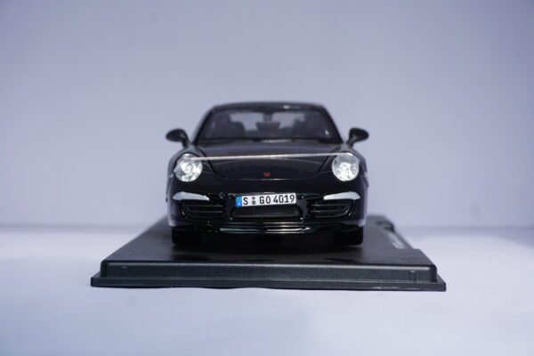 Porsche 911 Carrera S 2013 Sports Car