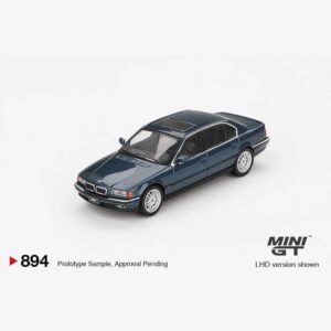 Mini GT 894 – BMW 750iL Sorrento Blue Metallic – 1:64