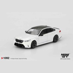 Mini GT 1092 – BMW M5 Alpine White – 1:64