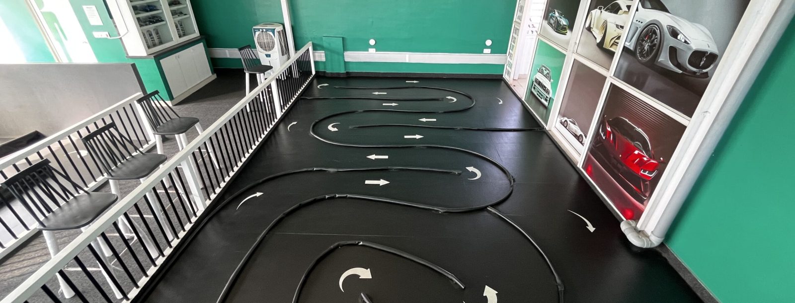 RC CAR RACING TRACK AT RACEIN PARC